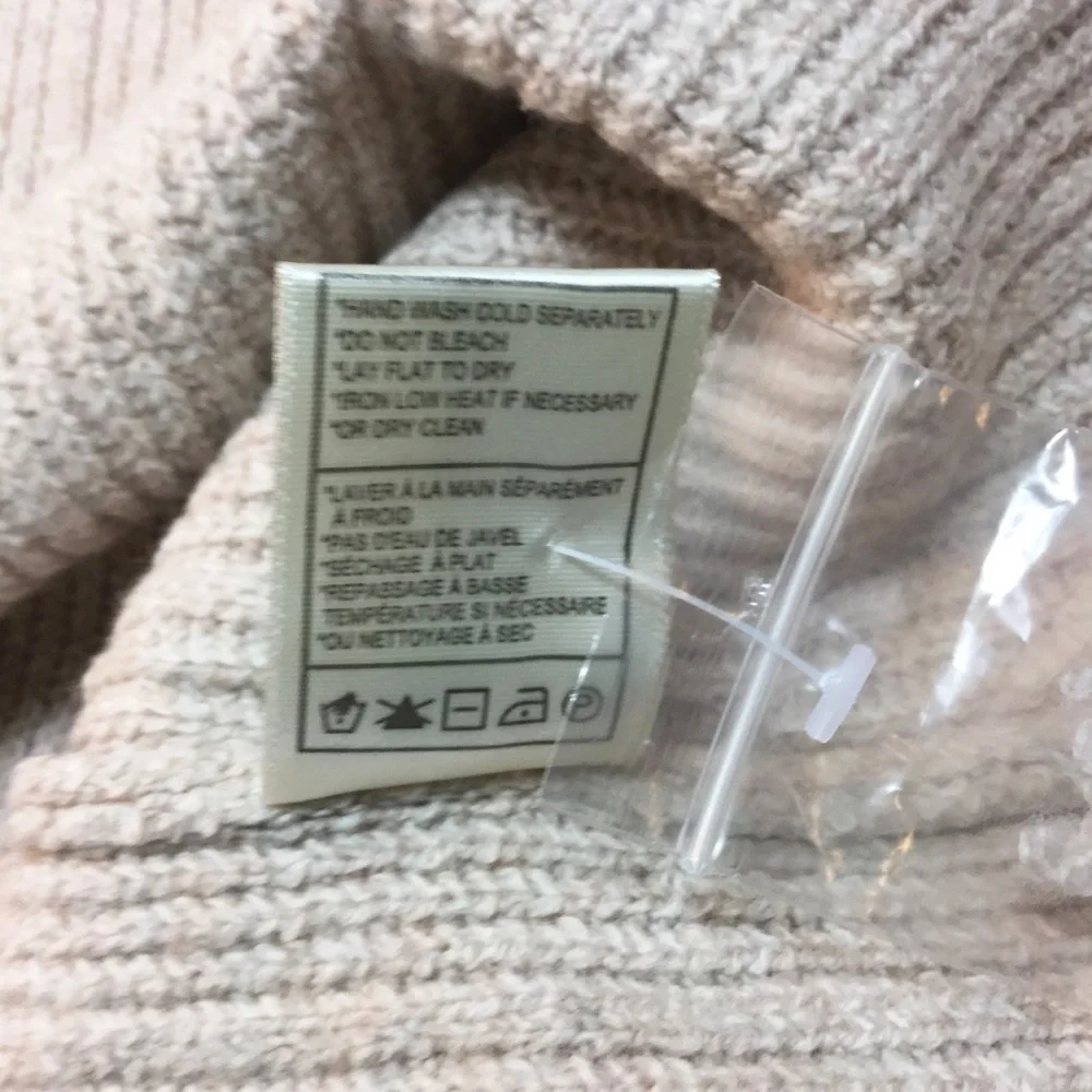 NWT BB Dakota Underneath It All Slit Sleeve Sweater - Picture 6 of 6